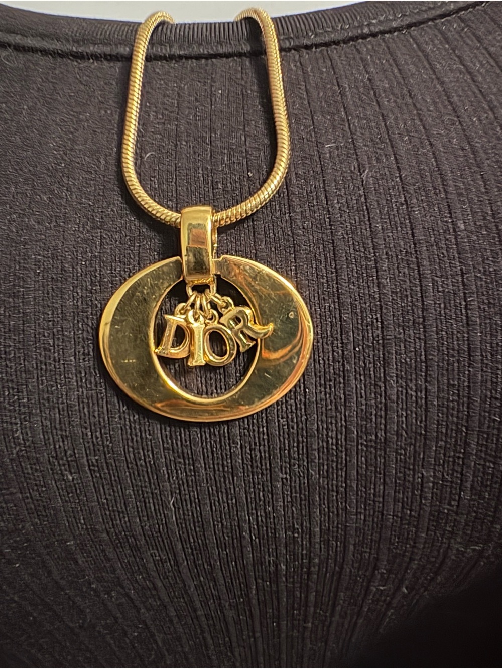 Christian Dior Circle Pendant Necklace Gold with COA - Picture 6 of 6
